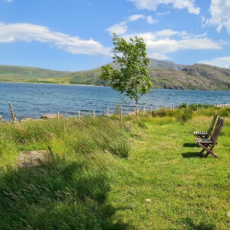 The Bay ,Luxury Shepherds Hut, Dundonnell Extérieur photo