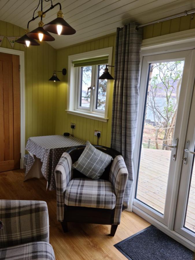 The Bay ,Luxury Shepherds Hut, Dundonnell Extérieur photo