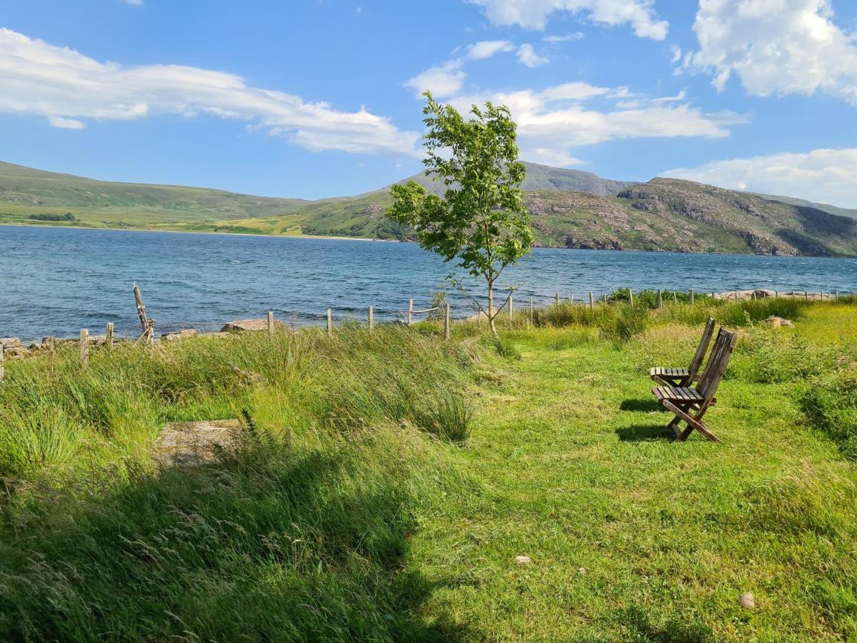 The Bay ,Luxury Shepherds Hut, Dundonnell Extérieur photo